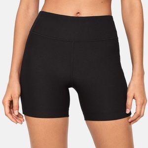 Outdoor Voices Warmup Biker Shorts